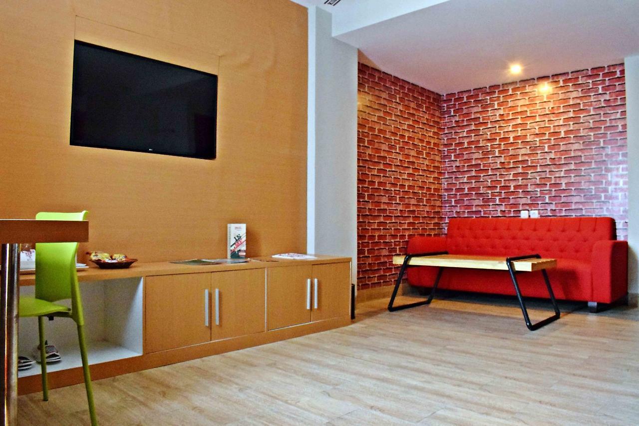 Meotel Пурвокерто Екстер'єр фото