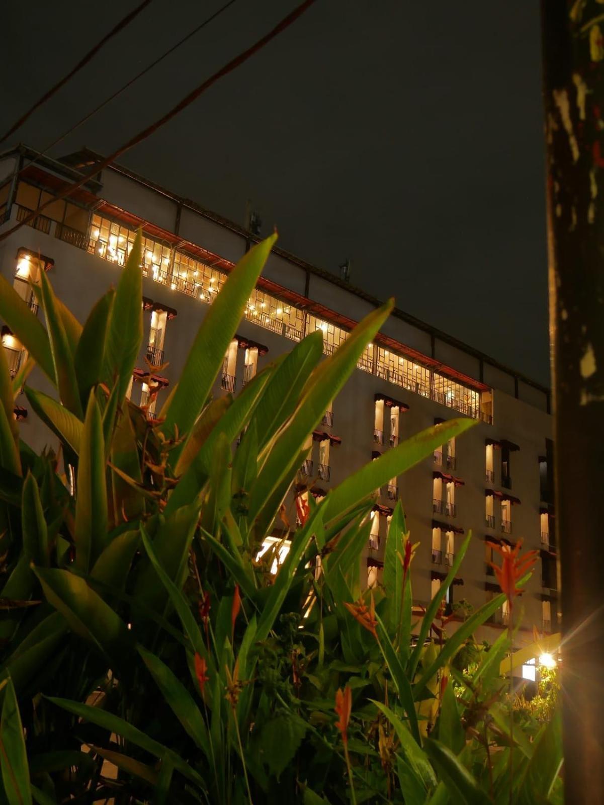 Meotel Пурвокерто Екстер'єр фото